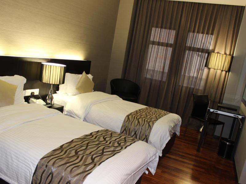 11@Century Hotel ยะโฮร์บาห์รู ภายนอก รูปภาพ