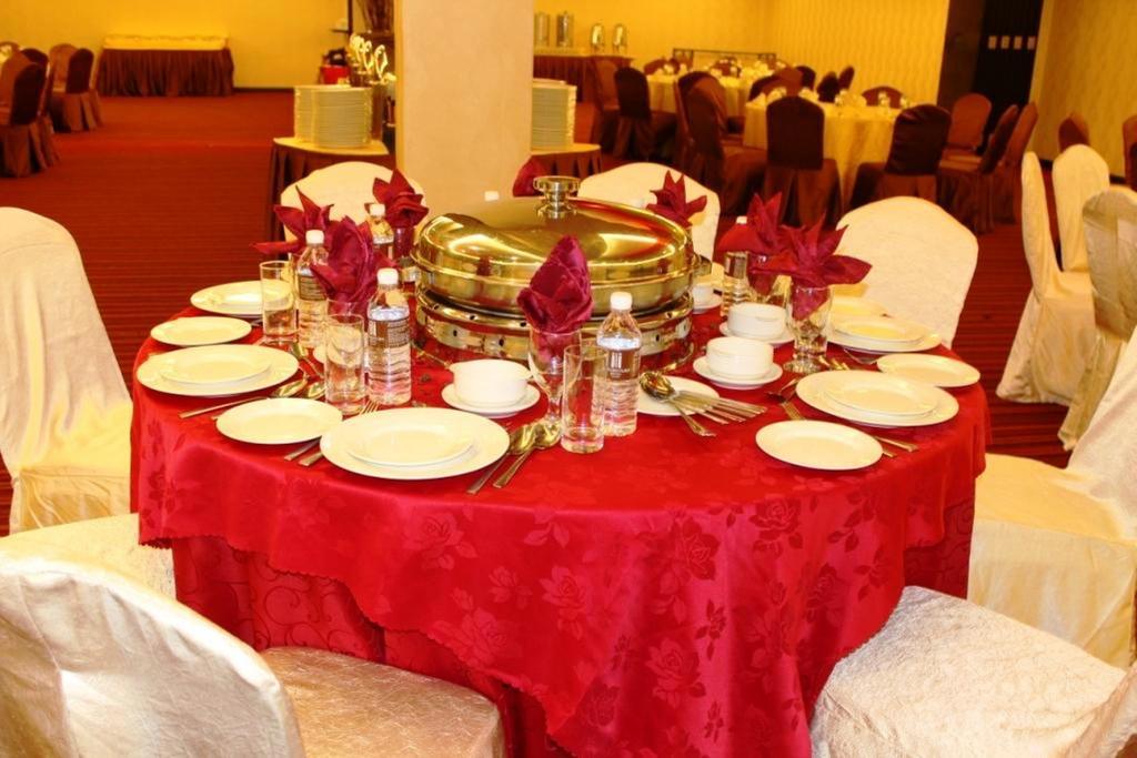 11@Century Hotel ยะโฮร์บาห์รู ภายนอก รูปภาพ